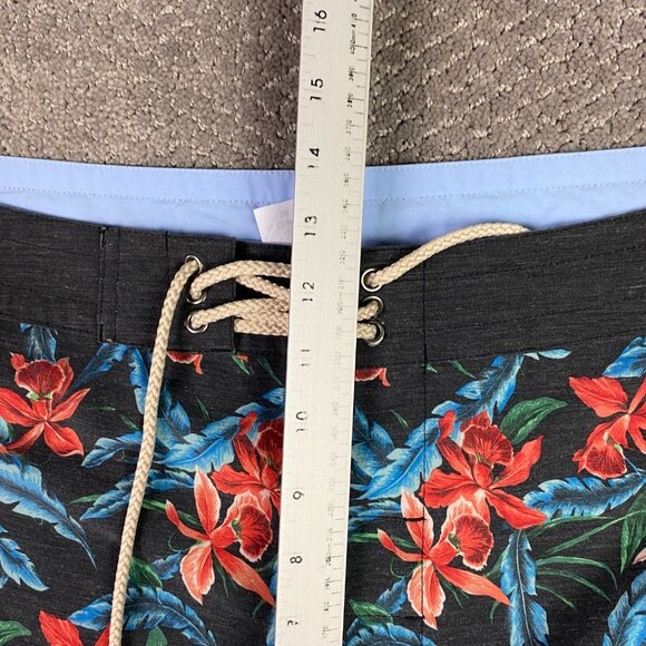 Fair Harbor The Nautilus Board Shorts Men's 38 Floral Tropical Swim Trunks - Picture 10 of 13